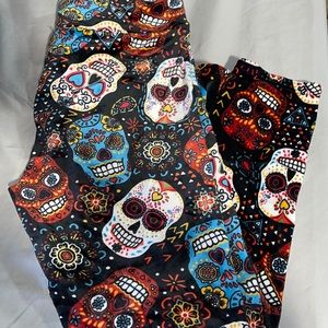 🌟🌟Dia de los Muertos leggings! Soft! NWOT